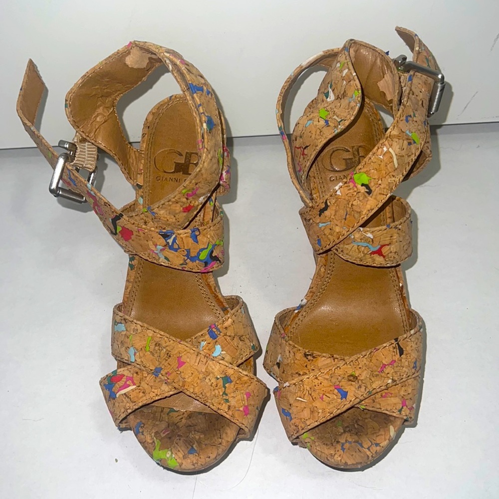 GUC Gianni Bini 5” Cork Multicolor Wedges